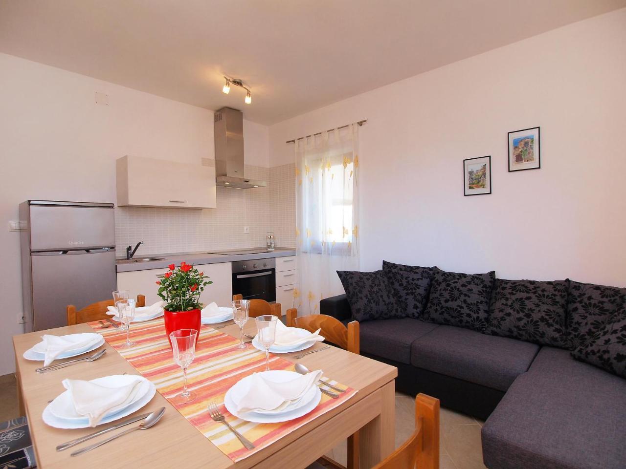 Apartment Jasminka-1 Drage Bagian luar foto